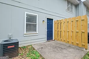 356 N 19th St, Griffin, GA 30223 - Photo 7