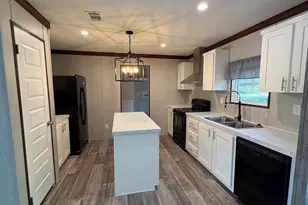 141 Trinity Ct, Royston, GA 30662 - Photo 3