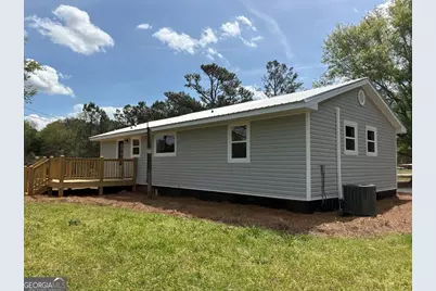 2446 Hoke Dickerson, Elberton, GA 30635 - Photo 3