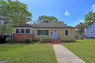 2403 E 37th St, Savannah, GA 31404 - Photo 1