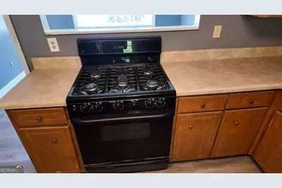 2072 Hampton Trail SE, Conyers, GA 30013 - Photo 7