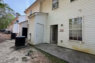 6071 Camden Forrest Dr, Riverdale, GA 30296 - Photo 17