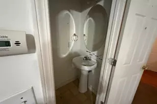 6071 Camden Forrest Dr, Riverdale, GA 30296 - Photo 9