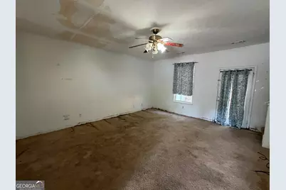 6071 Camden Forrest Drive, Riverdale, GA 30296 - Photo 7