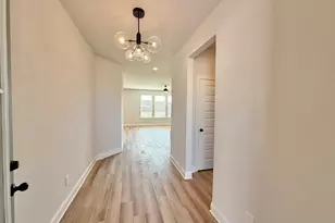 811 Brittany Nichole Ct, Bonaire, GA 31005 - Photo 3