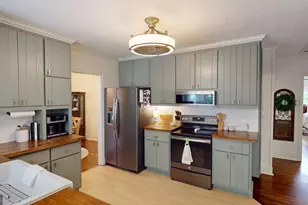 69 W Stephens St, Winder, GA 30680 - Photo 9