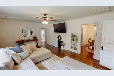 69 W Stephens Street, Winder, GA 30680 - Photo 5