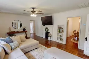 69 W Stephens St, Winder, GA 30680 - Photo 5