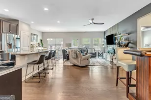 124 Thomaston St, Newnan, GA 30263 - Photo 5