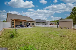 124 Thomaston St, Newnan, GA 30263 - Photo 41