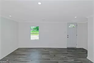 204 Mill St, Barnesville, GA 30204 - Photo 5