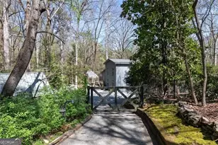 3391 Ridgewood Rd NW, Atlanta, GA 30327 - Photo 39