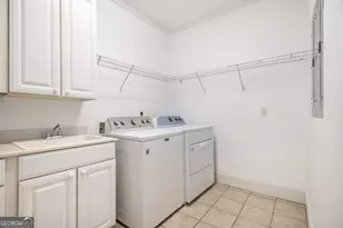 960 Landmark Dr, Atlanta, GA 30342 - Photo 25