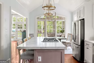 3146 Peachtree Drive NE, Atlanta, GA 30305 - Photo 11