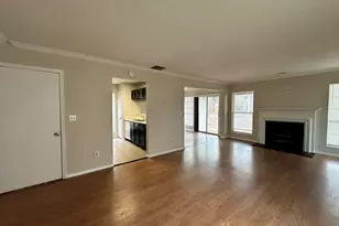 1011 Hampton Hill Ct, Lawrenceville, GA 30044 - Photo 3