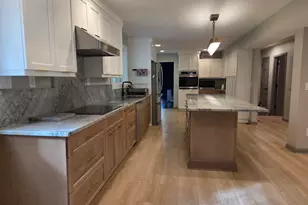 215 Calgary Dr, Peachtree City, GA 30269 - Photo 9