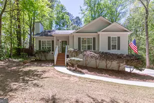 230 Winchester Dr, Sharpsburg, GA 30277 - Photo 1