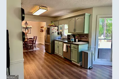 125 Heathwood Drive, Macon, GA 31206 - Photo 9