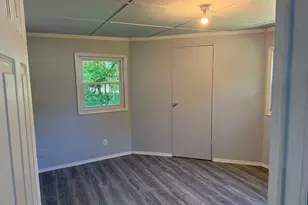 342 Phillips Cir, Royston, GA 30662 - Photo 9