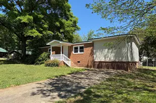 342 Phillips Cir, Royston, GA 30662 - Photo 3