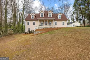 1605 Pinebrook Dr, Griffin, GA 30224 - Photo 3