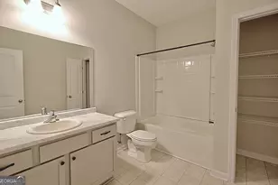 183 W W Winn Ave, Hinesville, GA 31313 - Photo 9