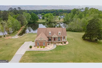 725 Amber Lakes Court, Social Circle, GA 30025 - Photo 3