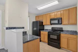 8100 Oakley Cir, Union City, GA 30291 - Photo 5