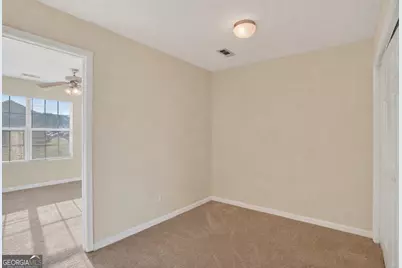8100 Oakley Circle, Union City, GA 30291 - Photo 13