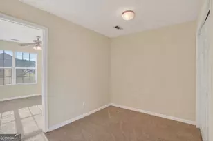 8100 Oakley Cir, Union City, GA 30291 - Photo 13
