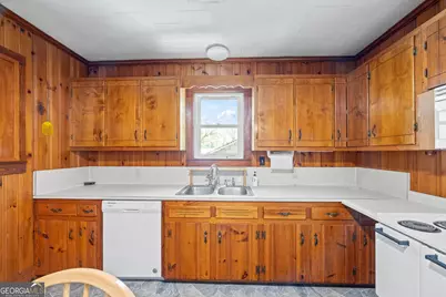 1829 Hewell Road, Dewy Rose, GA 30634 - Photo 11