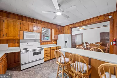 1829 Hewell Road, Dewy Rose, GA 30634 - Photo 9