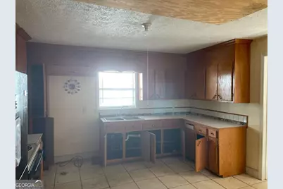 717 Glenore Avenue, Waycross, GA 31503 - Photo 9