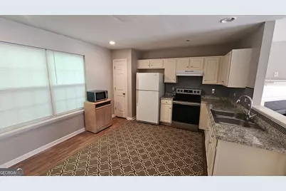 327 Coral Circle, McDonough, GA 30253 - Photo 9