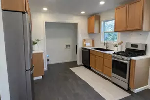 126 B St NE, Thomaston, GA 30286 - Photo 3