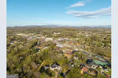 291 E Second Street, Blue Ridge, GA 30513 - Photo 13