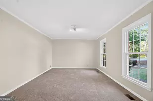 217 Baywood Cir, Lagrange, GA 30240 - Photo 5