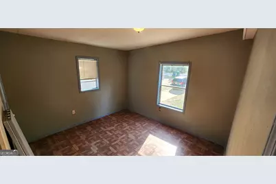 6186 Holiday Boulevard, Forest Park, GA 30297 - Photo 11