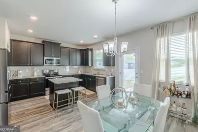 7425 Faith Street, Fairburn, GA 30213 - Photo 9