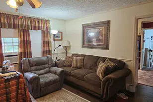 613 Old Macon Rd Ext, Dublin, GA 31021 - Photo 5