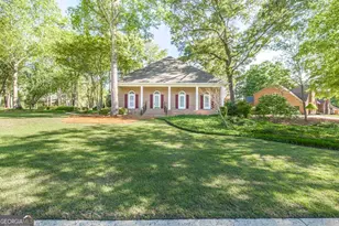 201 Stathams Way, Warner Robins, GA 31088 - Photo 1