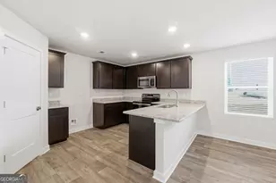 4837 Station Ln, Union City, GA 30291 - Photo 9