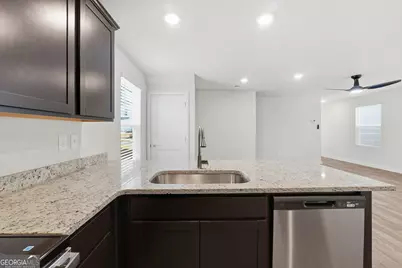 4837 Station Lane, Union City, GA 30291 - Photo 11