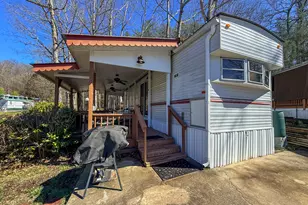 331 Holiday Loop, Cleveland, GA 30528 - Photo 3