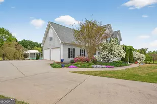 81 Emma Cir, Hoschton, GA 30548 - Photo 3