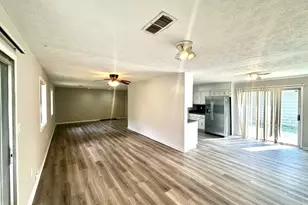 100 Lakeview Ln, Fayetteville, GA 30214 - Photo 9