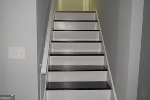 2060 Bedford Ct, Lithonia, GA 30058 - Photo 19