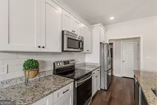 124 Cascades Ct, Bonaire, GA 31005 - Photo 7