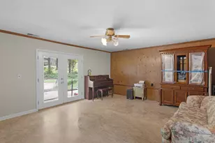 915 Strawberry Ct, Ellenwood, GA 30294 - Photo 17