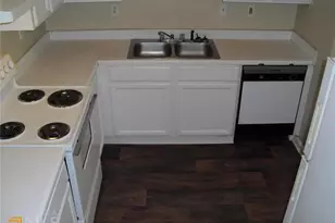 1746 Bob White Ln, Conyers, GA 30013 - Photo 3